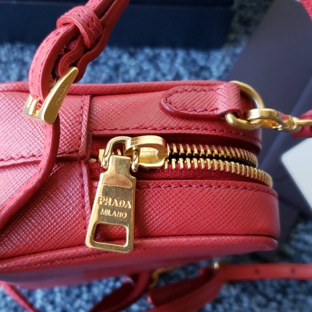 Prada Contenitore Tracolla Saffiano Fuoco Mini - image 3